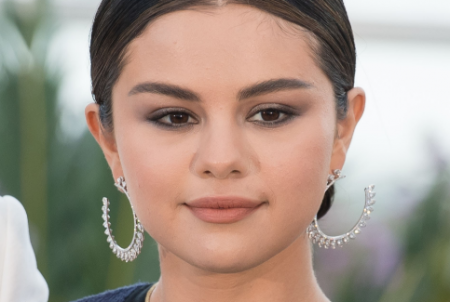 صورة سيلينا غوميز بدون مكياج تصدم معجبيها